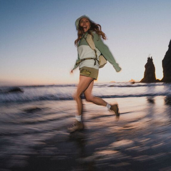 Amado Fleece Pullover - Women's